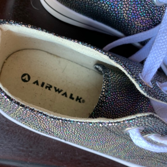 Airwalk Iridescent Non-Marking Sneakers - Picture 8 of 10